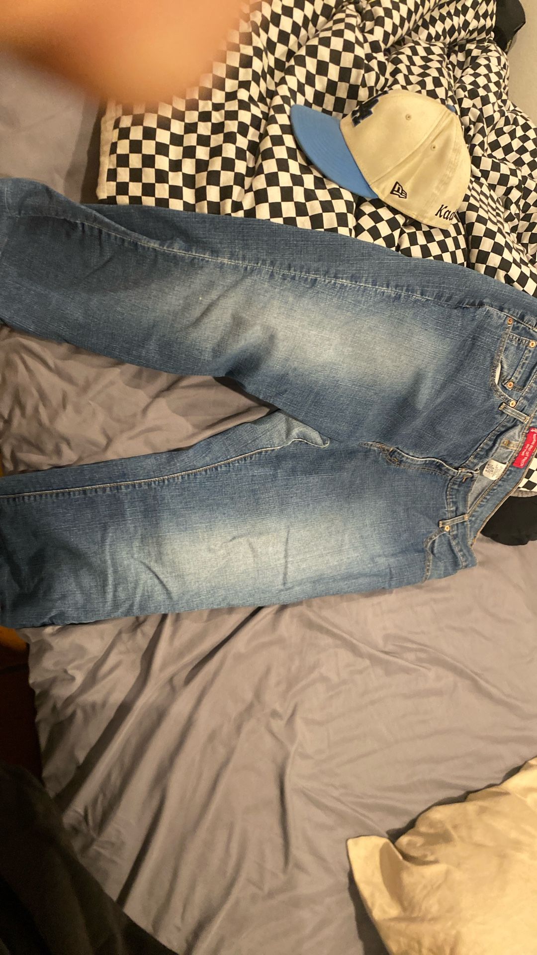 515 Levis