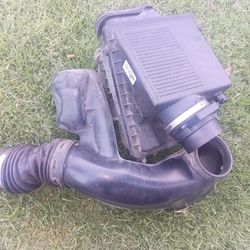 01 Tahoe Air Filter 