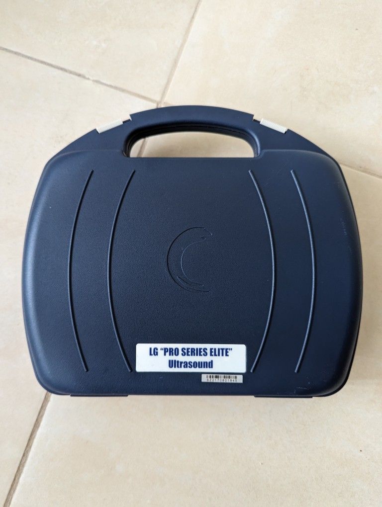 LG " PRO SERIES ELITE ULTRASOUND " AND AQUA SONIC GEL 5 LITER