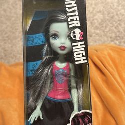 Frankie stein Monster High doll