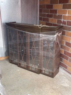 Wooden Hutch Two Pieces