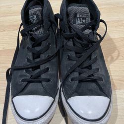 Converse Shoes Size 10