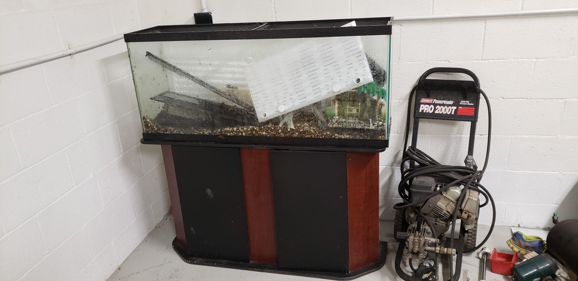 55 gal fish tank with stand