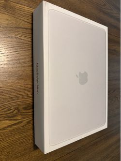 Macbook Neo 13-inch 8gb 512gb with touch ID, Apple Care+ coverege 3/2030