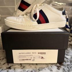 Gucci sneakers 