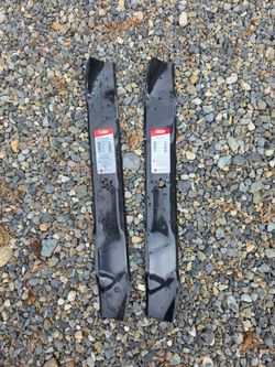 Lawnmower blades