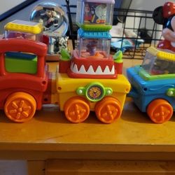 Fisher Price Press & G0 Circus Train with Peek-a-Boo Blocks
