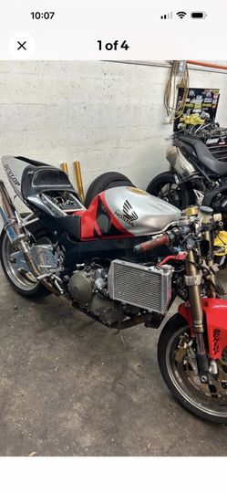 Honda Rc 51 Parts A Lot Of It Is Sold No Tank. I Think The Fernandez Is Gone Message With Your Needs.