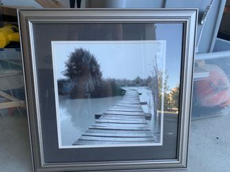 Decorative framed photo of bridge