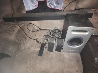 Vizio Sound Bar With Speakers And Sub Woofer And Remote 