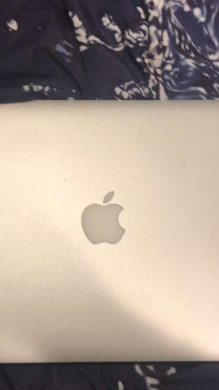 Macbook air Perfect Condition