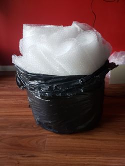 Bubble Wrap Extra Clean