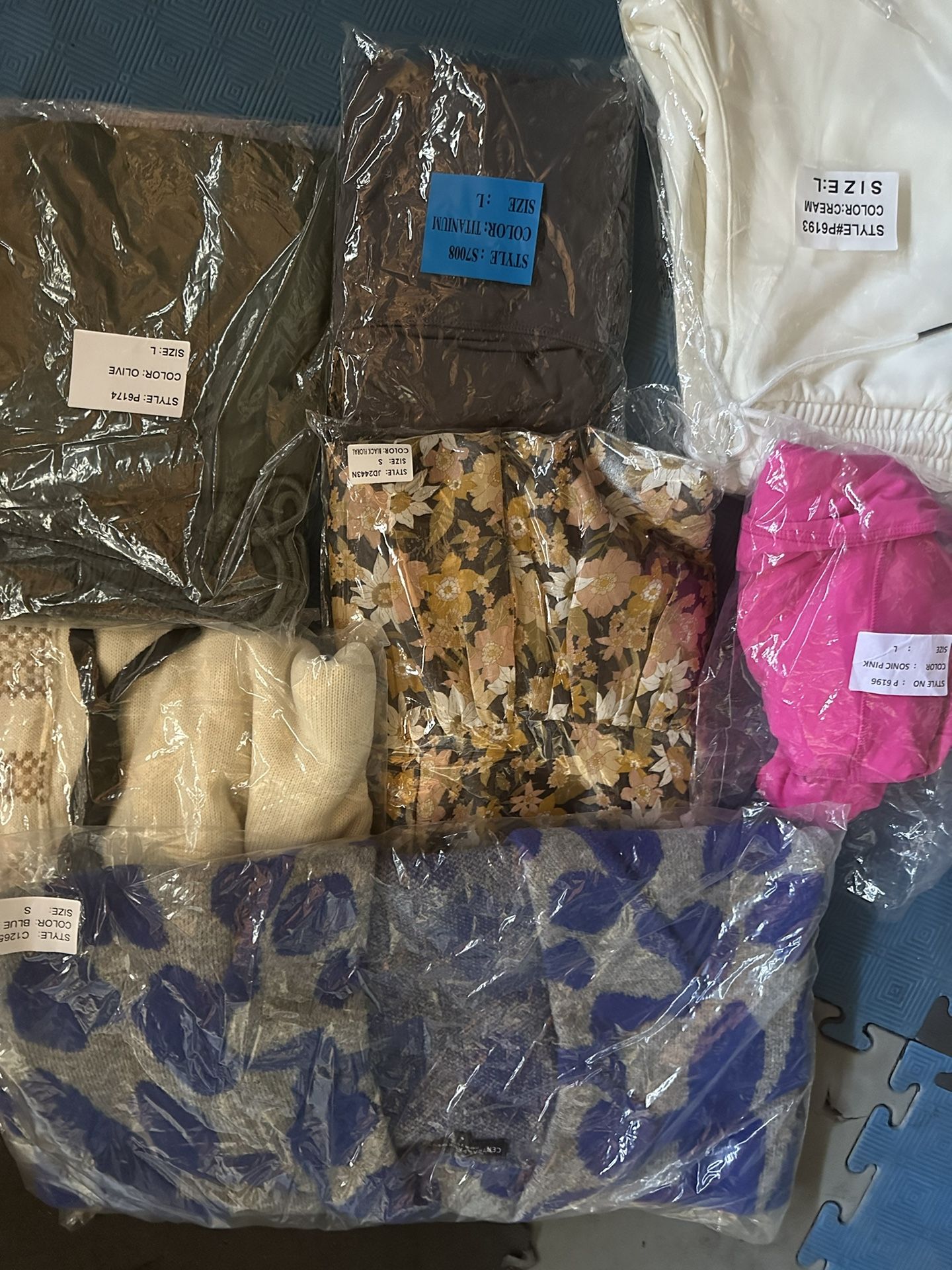 NEW WHOLESALE WOMENS CLOTHING