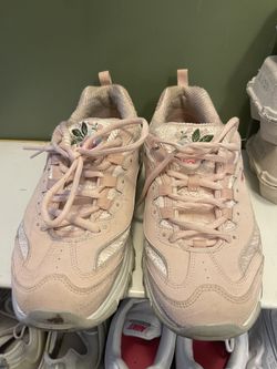 sketchers Memory Foam