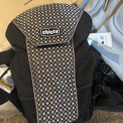 Baby carrier and diaper bag both in good condition
