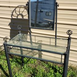 Vanity Table W/Bench