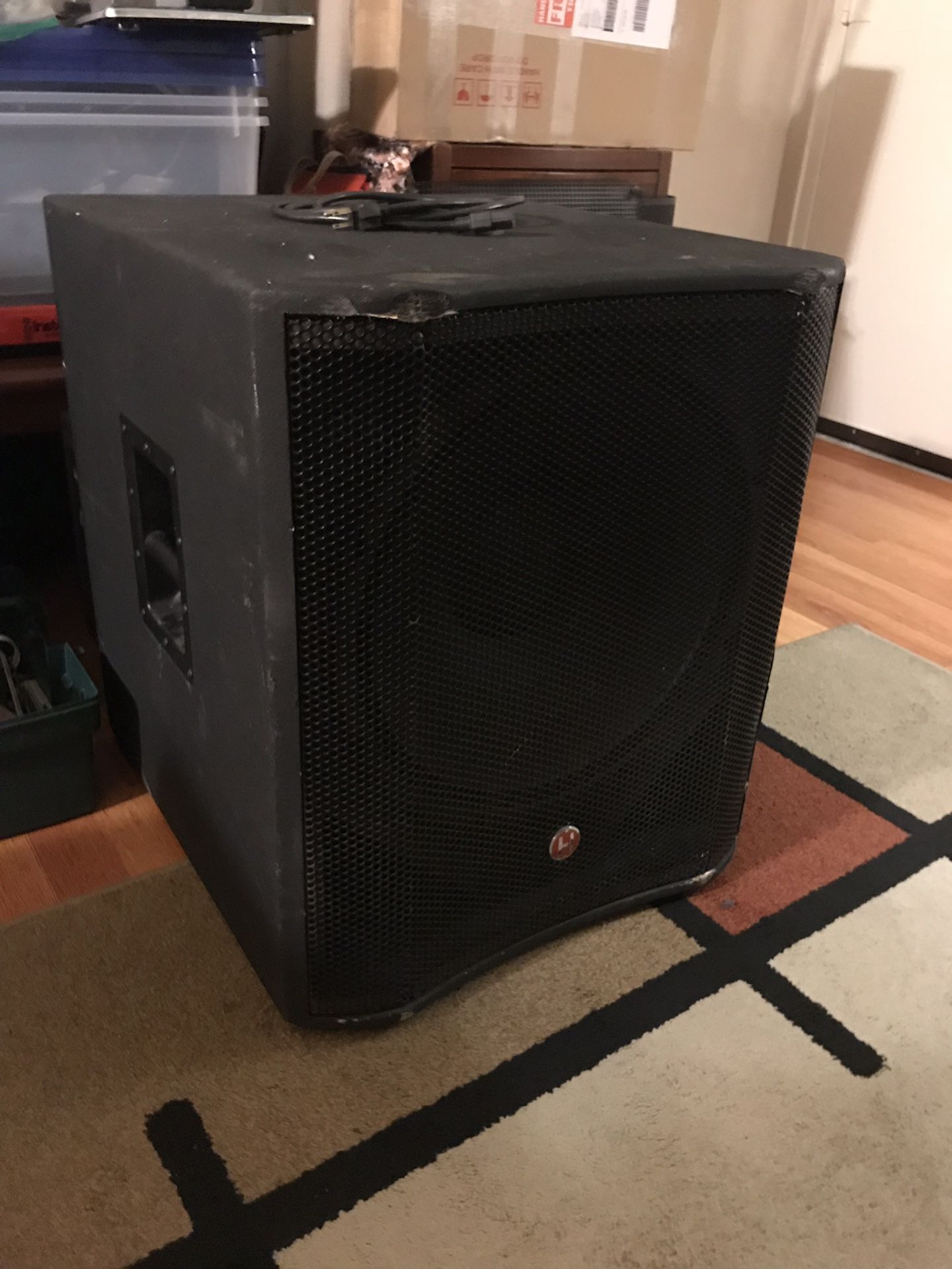 Harbinger Vari V2218S Powered Subwoofer 18”