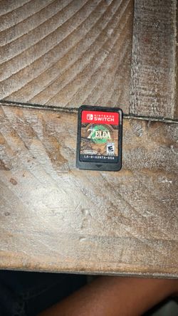Legends of Zelda tears of the kingdom game cartridge  switch