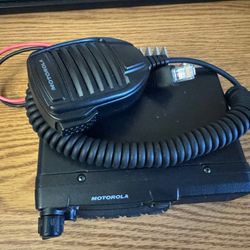 Motorola Vx-2100 G7  45 Radio 8 Channels 