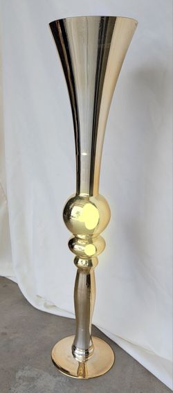 Glass Trumpet Vase (Golden)