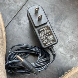 9V Ac/Dc Adapter