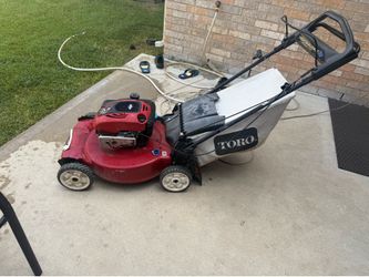 TORO SELF PROPELLED 22 INCH LAWN MOWER