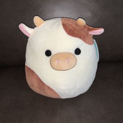 8” Ronnie the Cow Squishmallow (New with Tags) 