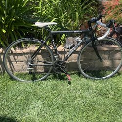 	Trek 5200 Pro Road Bike – Classic USA-Made Carbon