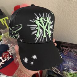 ThirtyOne Hats Graffiti