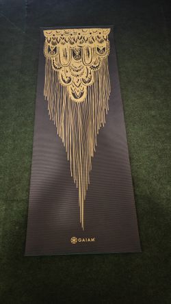 Gaiam Reversible Premium Printed Yoga Mat (Gold Deco / Teal Pattern)