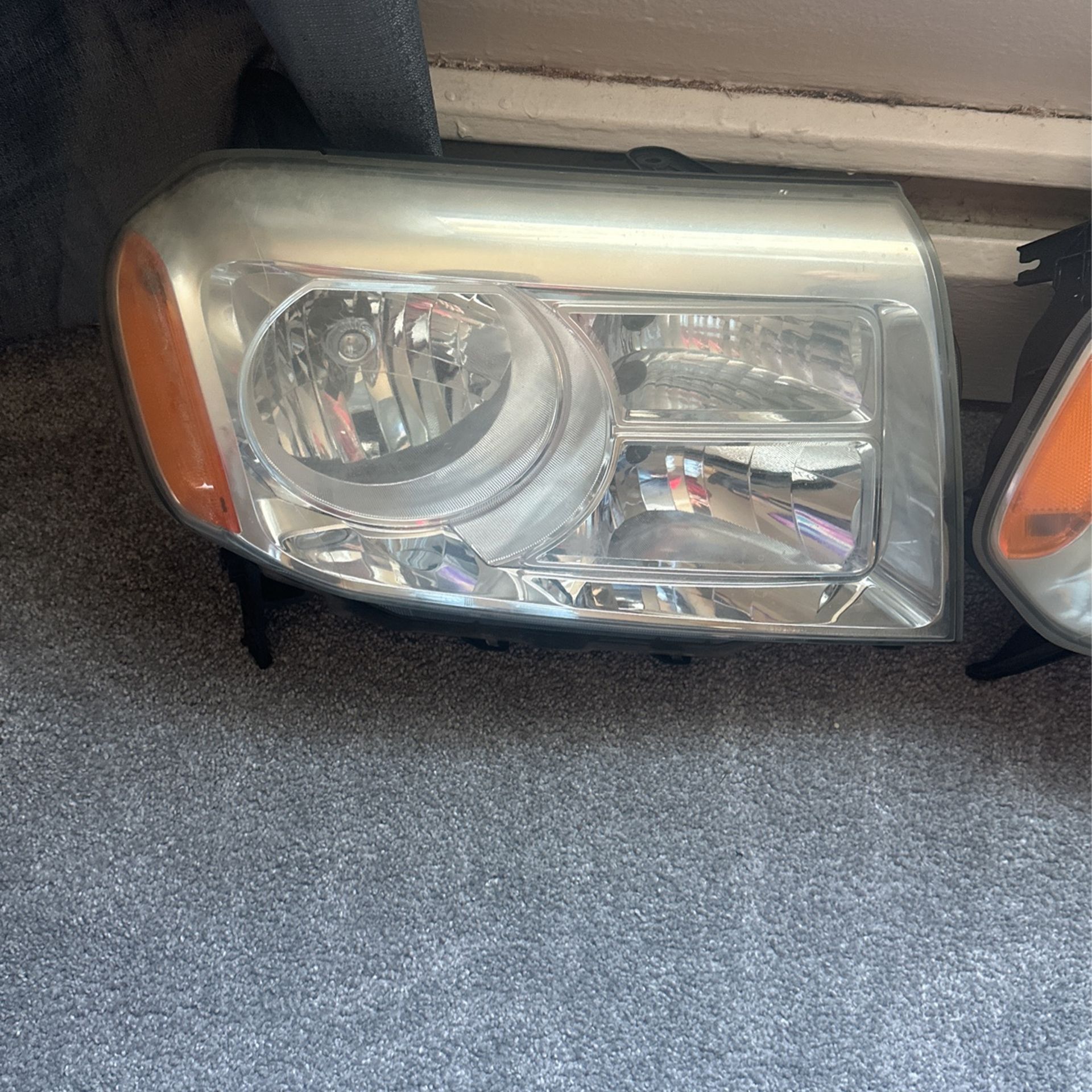 2013 Honda Pilot Headlights Used