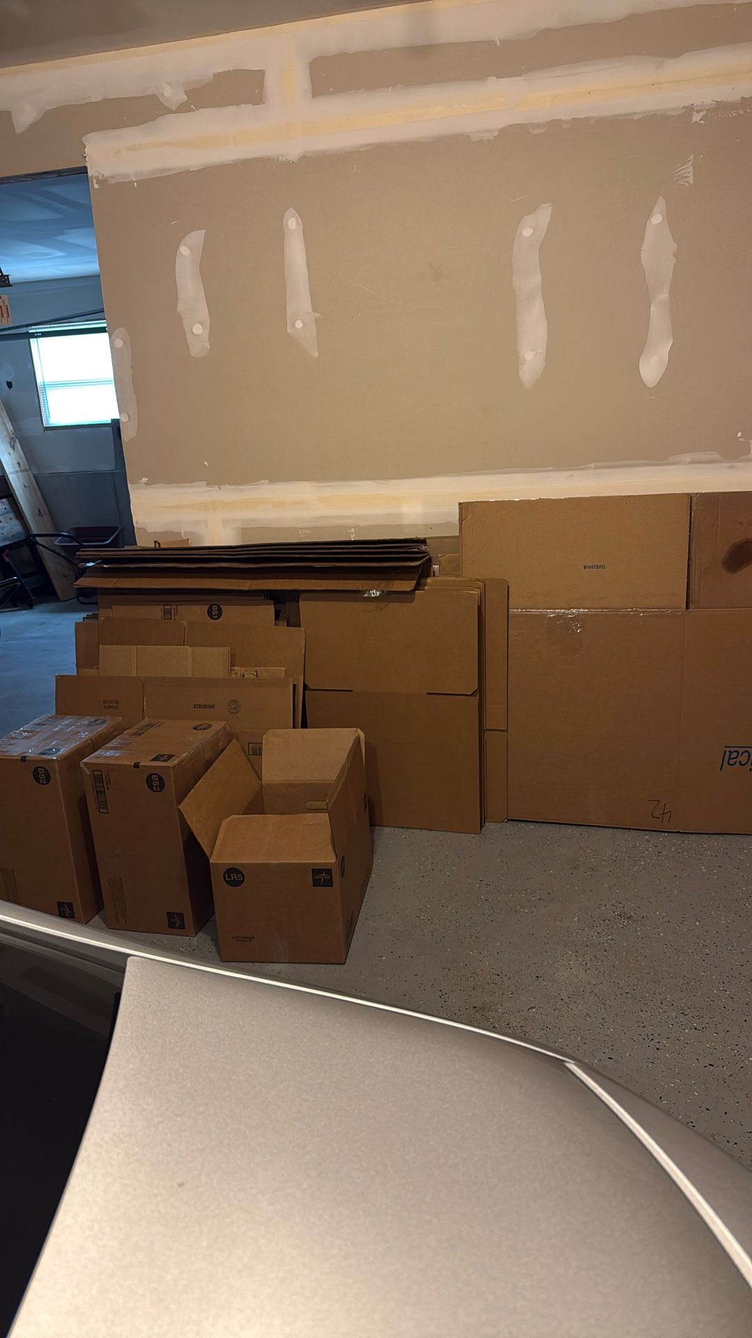 free moving boxes pick up only