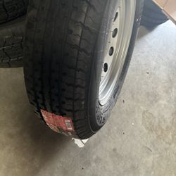1x ST Trailer Tire With Rim 205-75-15 $110