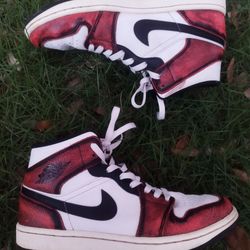 Air Jordan 1 Mid SE 'Wear-Away'