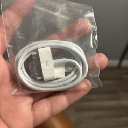 OLD IPAD CHARGER NEW!!!!