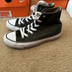 Women’s Shoes