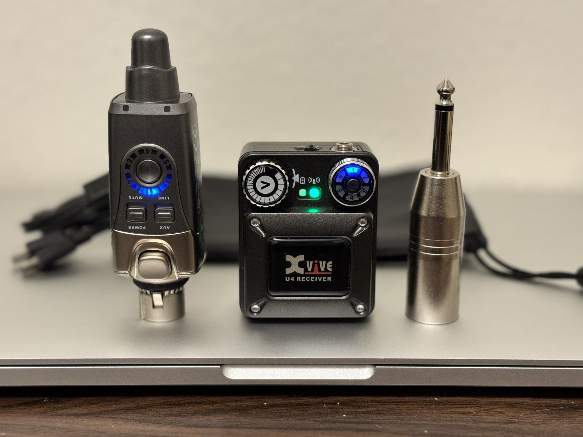 Xvive Audio U4 In-Ear Monitor System Wireless