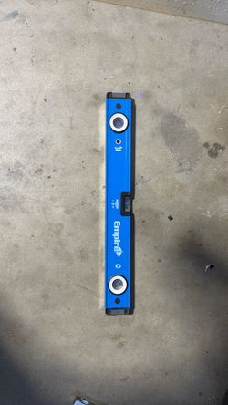 Empire EM75.24 True Blue Magnetic Box Level that is 24 inches