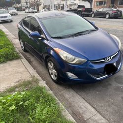 Hyundai Elantra 