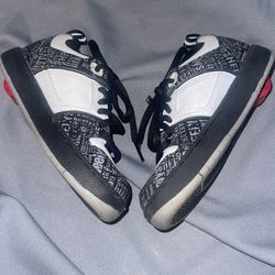 Boys Heelys Size 3Youth Condition 7.5 10 Operational Includes Both