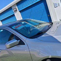 Ford fusion  se  low mileage