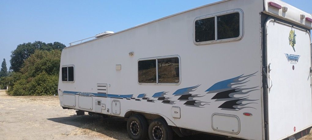 WEEKEND WARRIOR RV