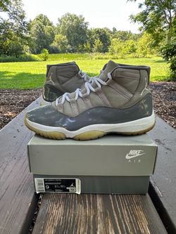 Jordan 11 Cool Grey size 9 men