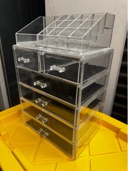 Vanity Storage