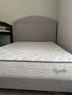 Queen bed