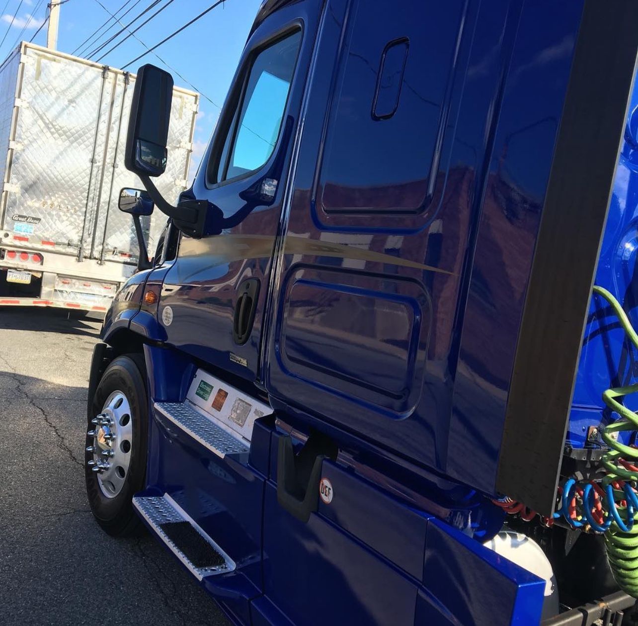 Truck/Tractor For Sell