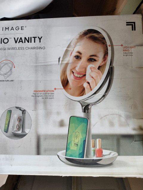 Vanity Mirror With Wireless Charger 