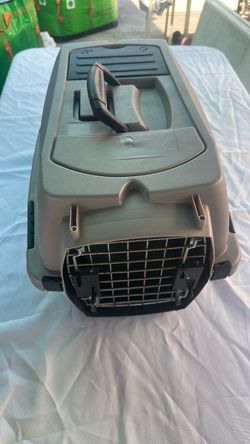 Small cat \dog cage