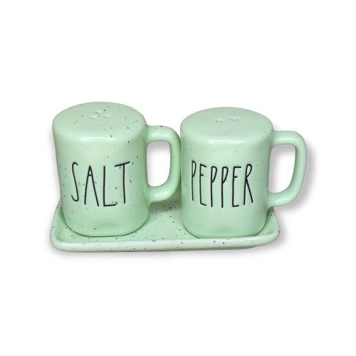 Rae Dunn Salt n Pepa Shakers for Sale in Apopka, FL - OfferUp