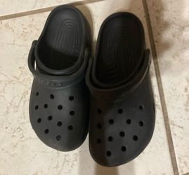 Crocs Size 6 Women’s